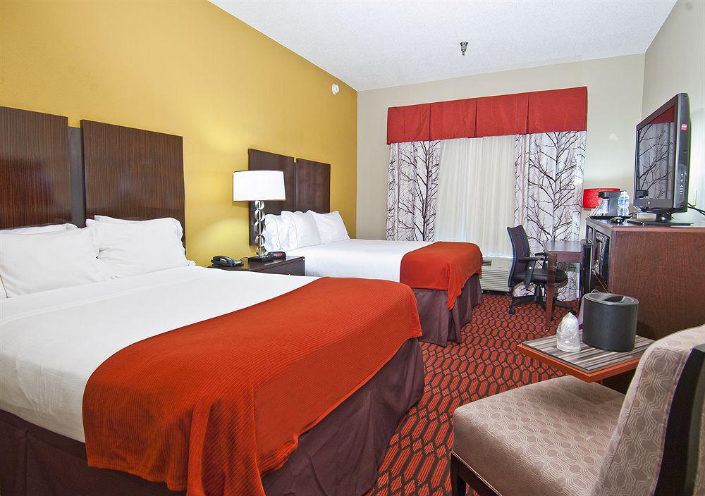 Holiday Inn Express Hotel & Suites Olive Branch By Ihg Exterior foto