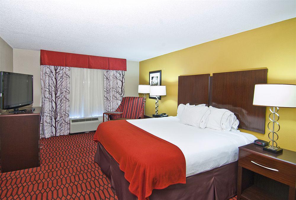 Holiday Inn Express Hotel & Suites Olive Branch By Ihg Exterior foto
